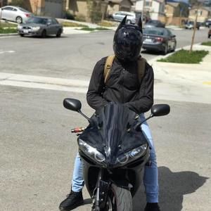 Meet your Posher, Derrick